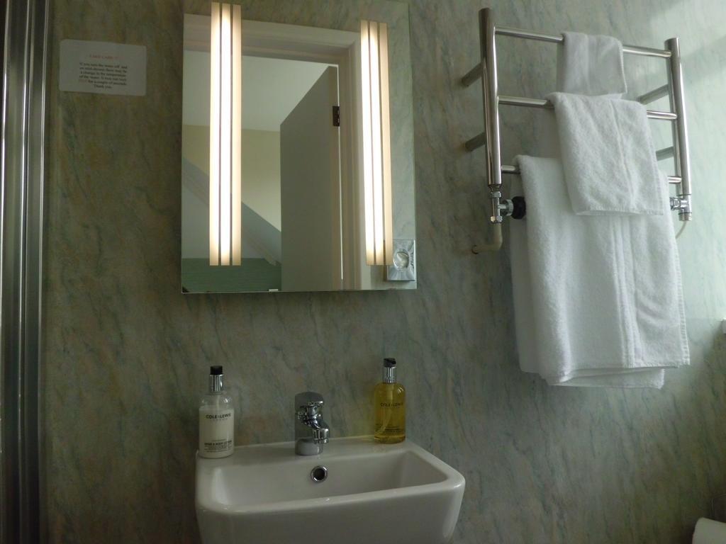 Fair Winds Guest House ブリックハム 部屋 写真