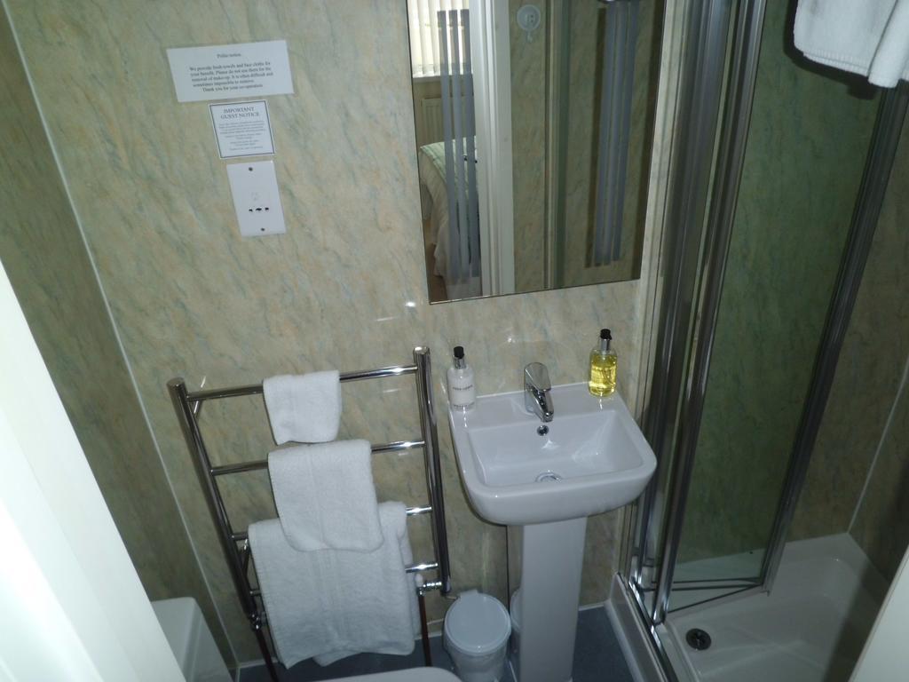 Fair Winds Guest House ブリックハム 部屋 写真